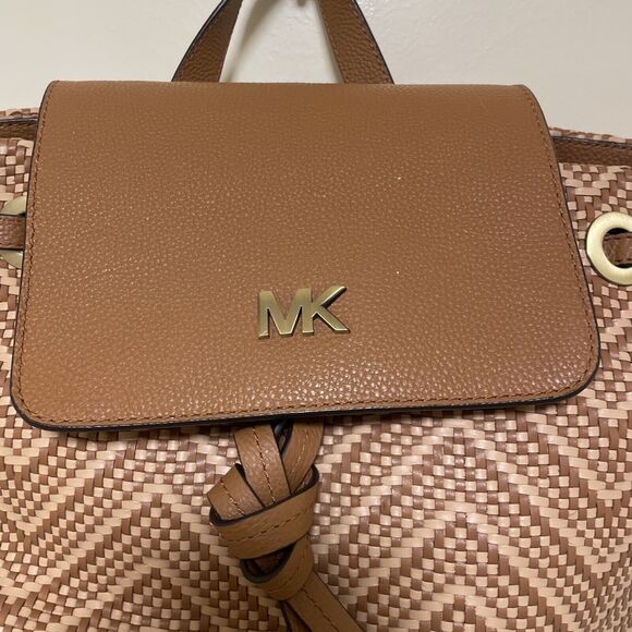 Michael Kors Junie Woven Leather Acorn Butternut Medium Leather Backpack - Picture 2 of 12